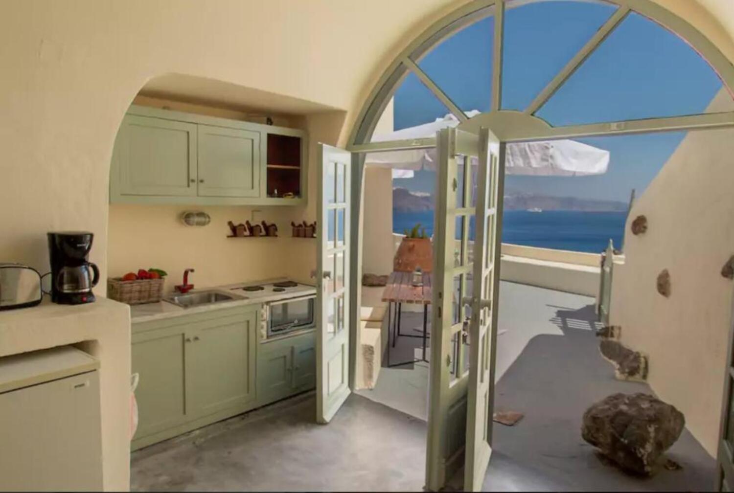Apartamento Hanging At The Top Of The World Oia  Exterior foto